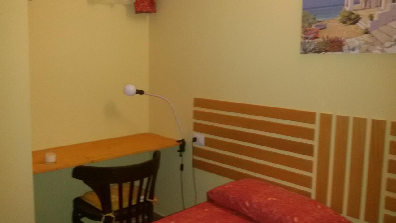 B&B La villetta rossa Anzio Esterno foto
