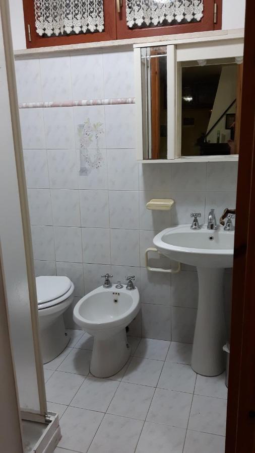 B&B La villetta rossa Anzio Esterno foto