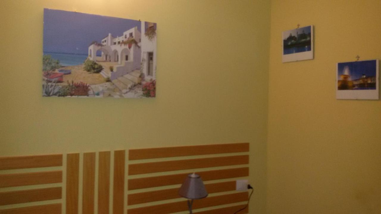 B&B La villetta rossa Anzio Esterno foto